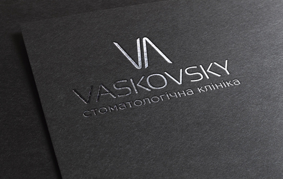 Логотип для стоматологической клиники Dr. Vaskovsky